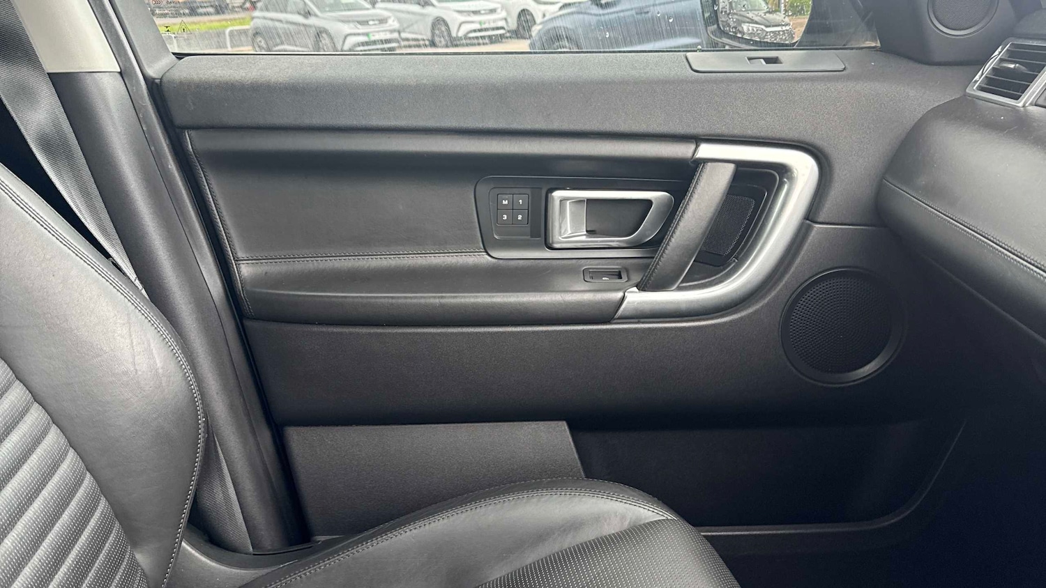 Used Land Rover Discovery Sport 2016 for sale - 78216404: Photo 11