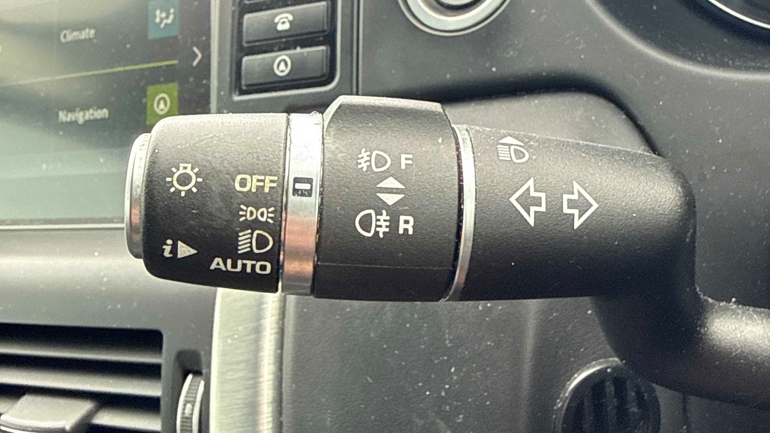 Used Land Rover Discovery Sport 2016 for sale - 78216404: Photo 16