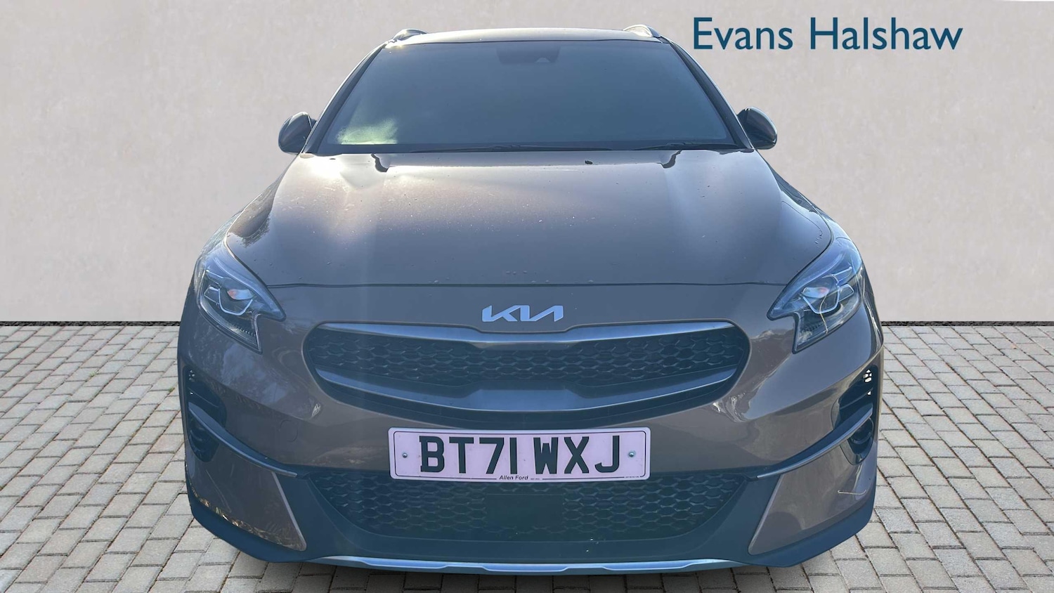 Used Kia XCeed 2021 for sale - 76598302: Photo 2