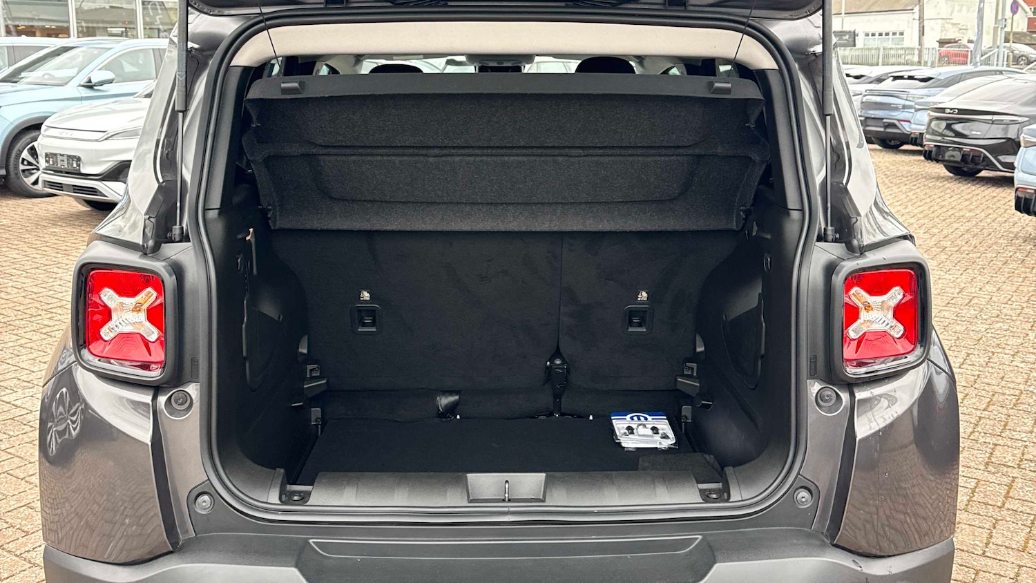 Used Jeep Renegade 2022 for sale - 77389692: Photo 29