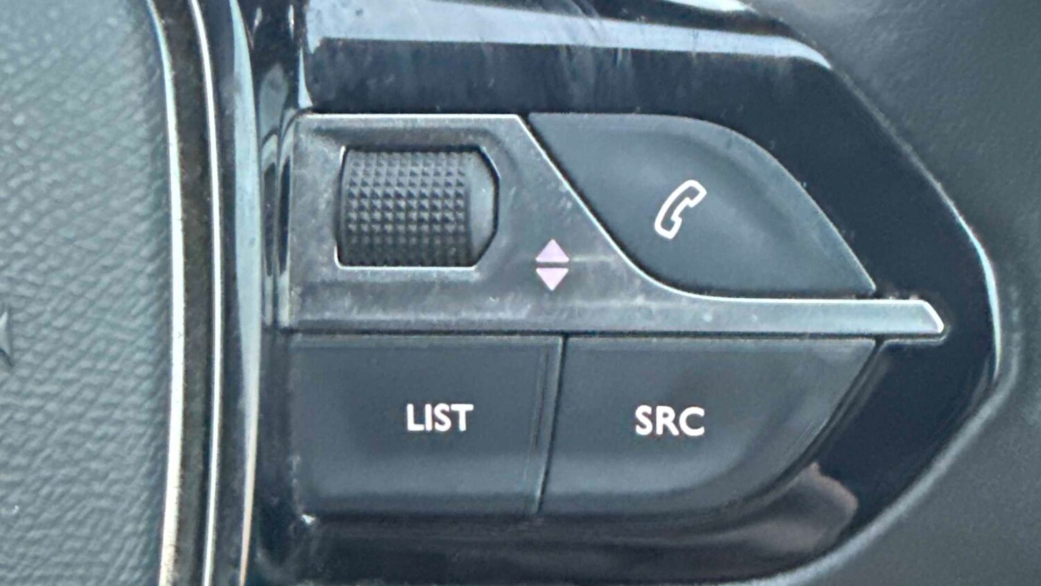 Used Peugeot 5008 2022 for sale - 76916148: Photo 10