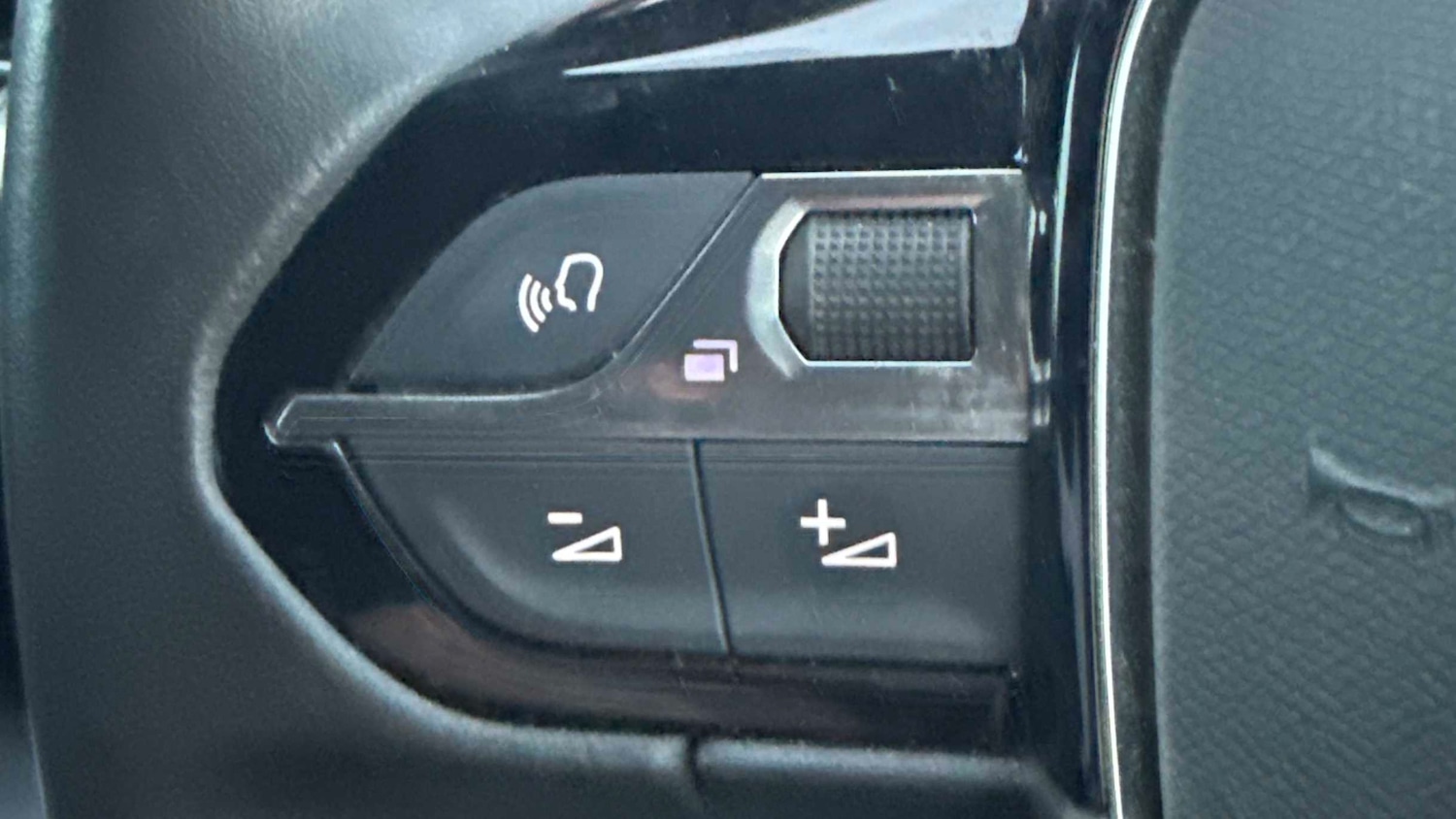 Used Peugeot 5008 2022 for sale - 76916148: Photo 11