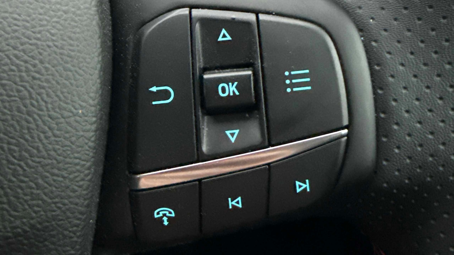 Used Ford Kuga 2024 for sale - 77011123: Photo 17