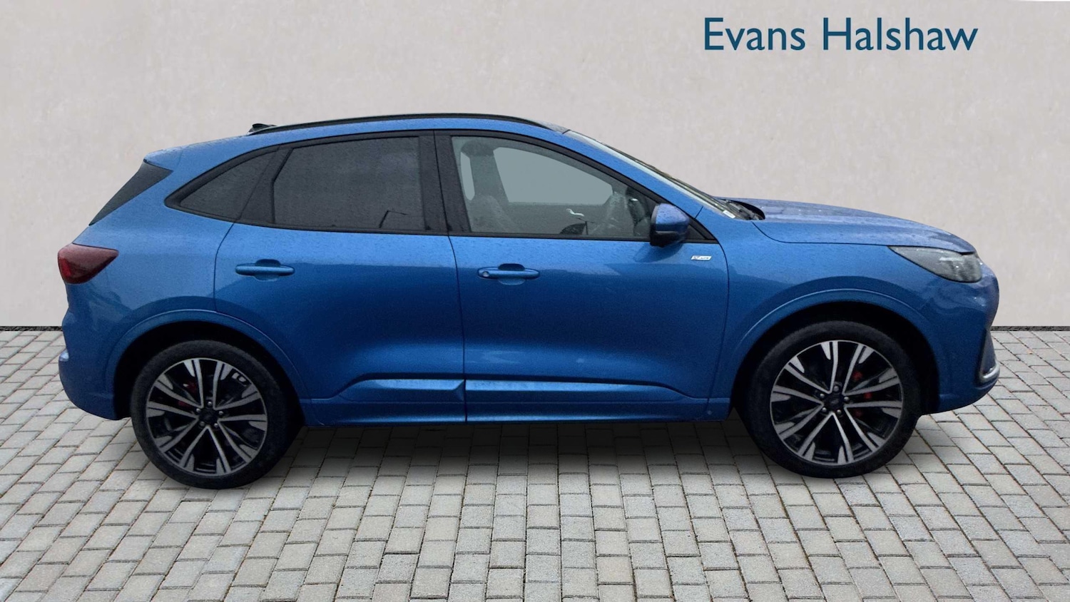 Used Ford Kuga 2024 for sale - 77011123: Photo 2