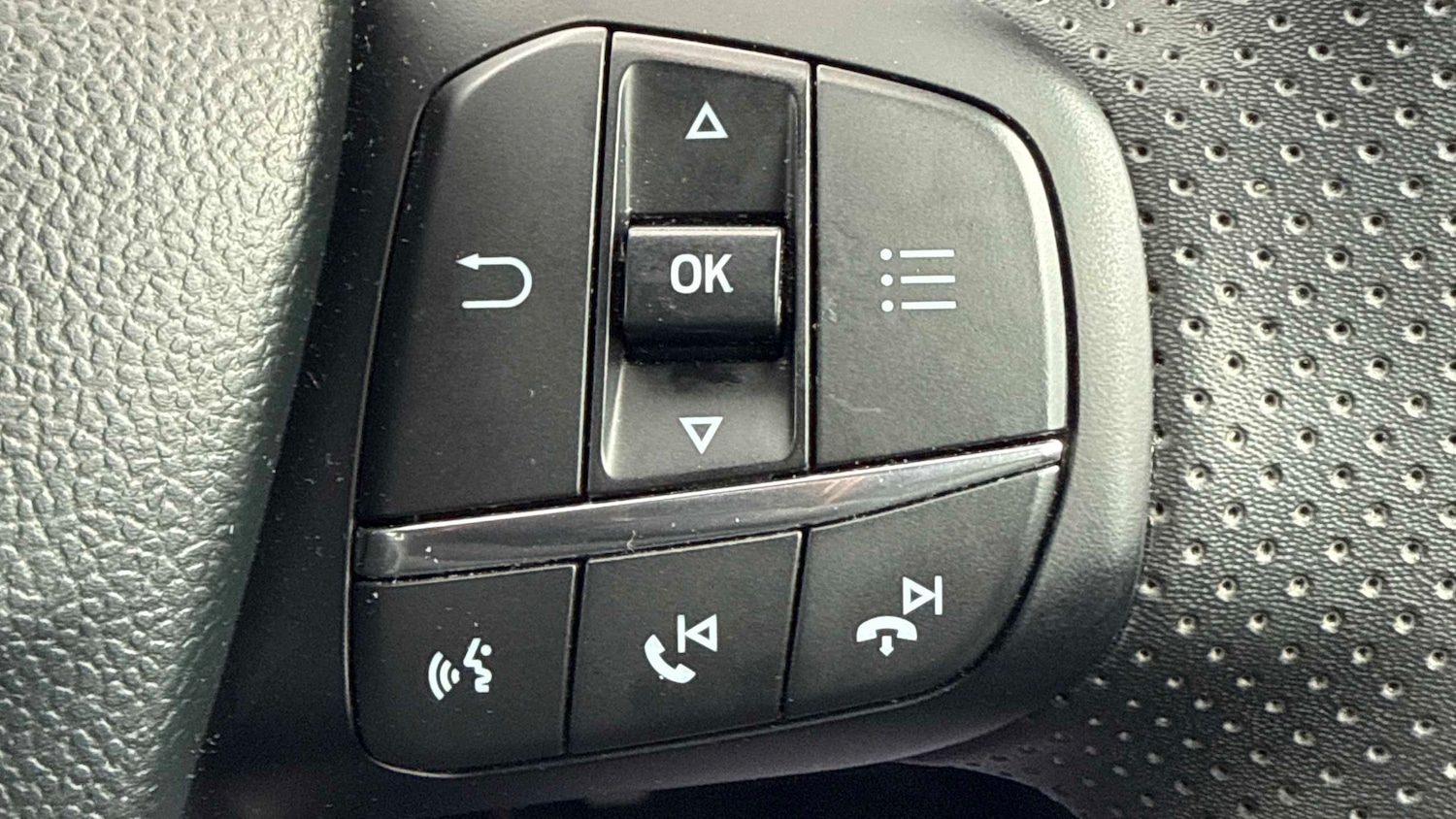 Used Ford Puma 2020 for sale - 77795605: Photo 13