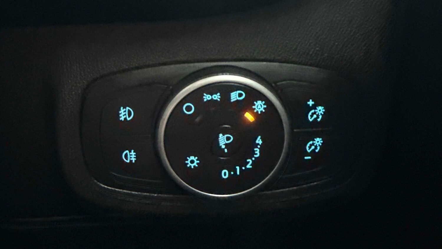 Used Ford Fiesta 2018 for sale - 77257490: Photo 21