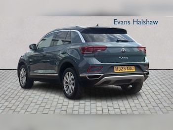 Used Volkswagen T-Roc 2023 for sale - 79511608: Photo