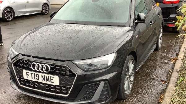 Used Audi A1 2019 for sale - 76460230: Photo 2