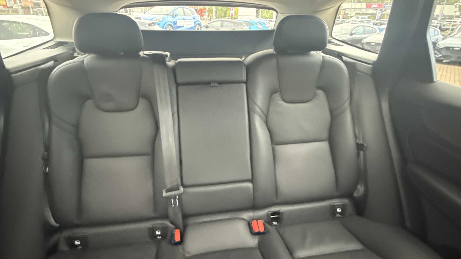 Used Volvo XC60 2023 for sale - 75917933: Photo 12