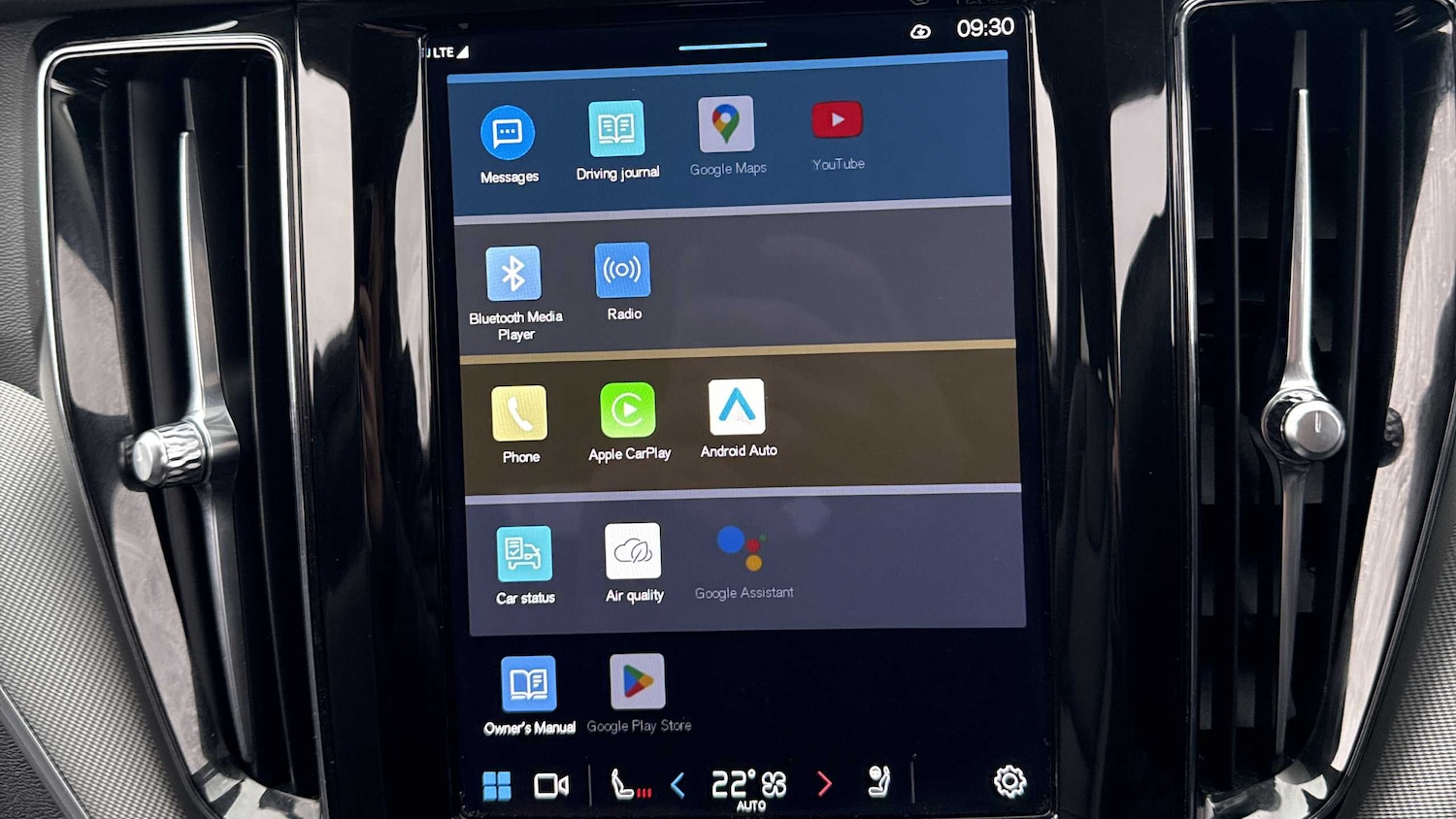 Used Volvo XC60 2023 for sale - 75917933: Photo 17