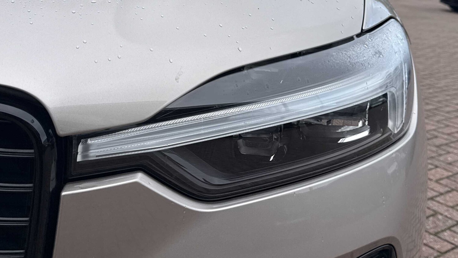 Used Volvo XC60 2023 for sale - 75917933: Photo 33