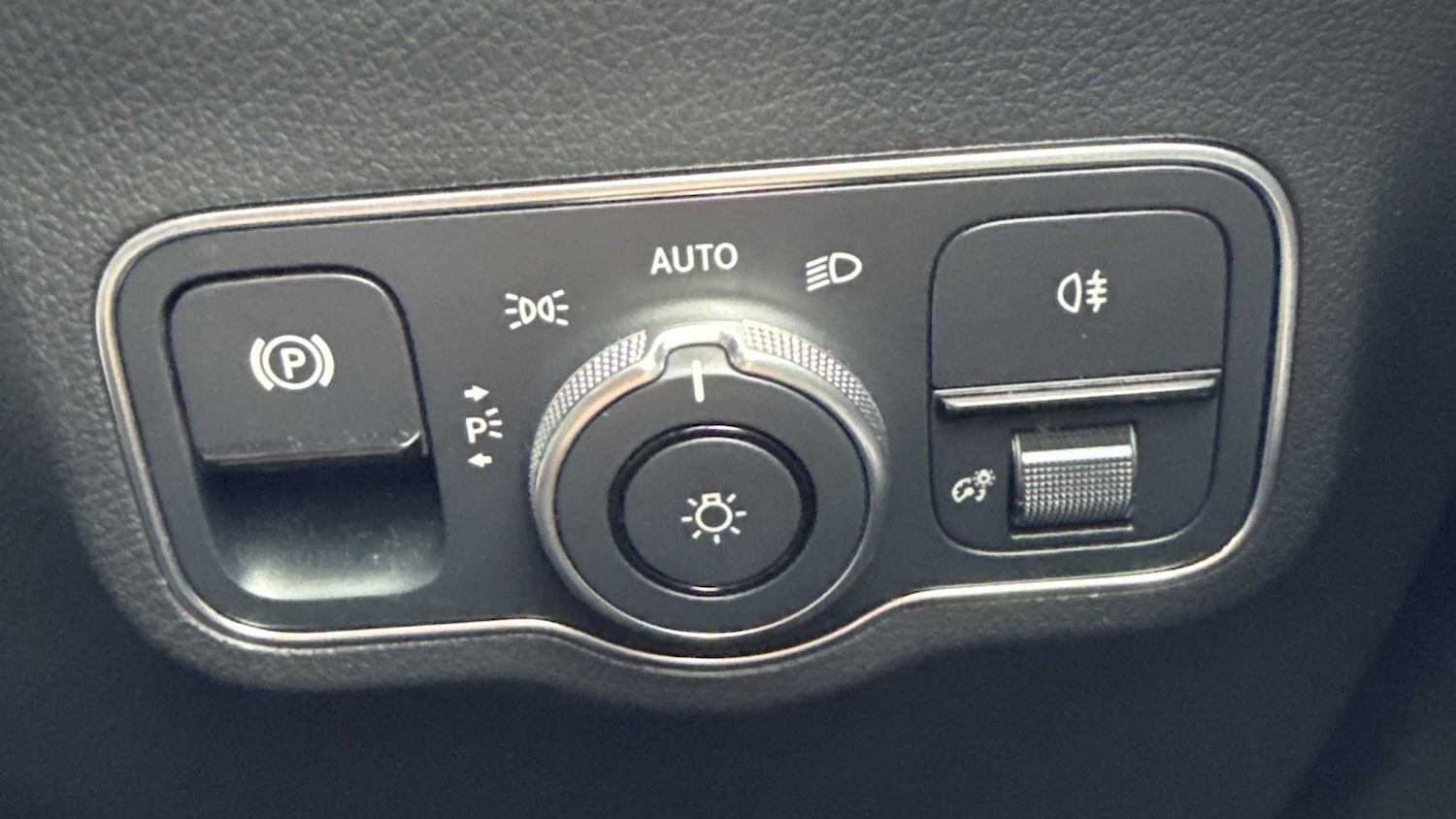 Used Mercedes-Benz GLA 2022 for sale - 76063522: Photo 23