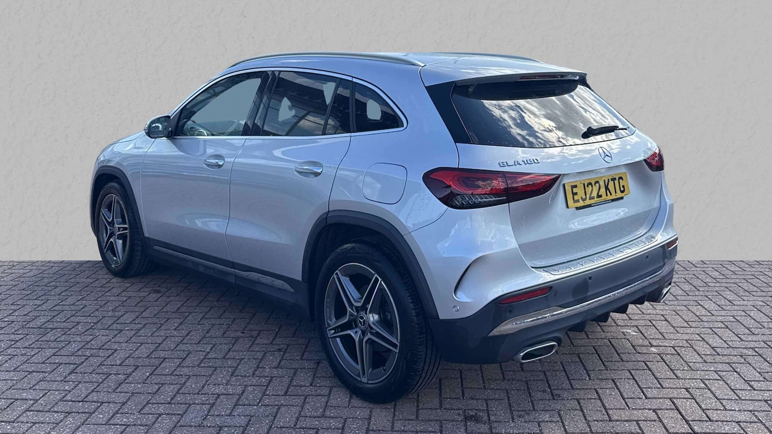 Used Mercedes-Benz GLA 2022 for sale - 76063522: Photo 3