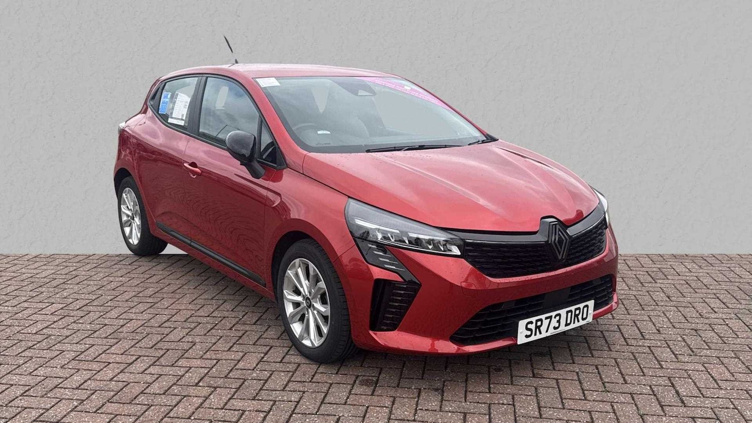 Used Renault Clio 2024 for sale - 75968083: Photo 1