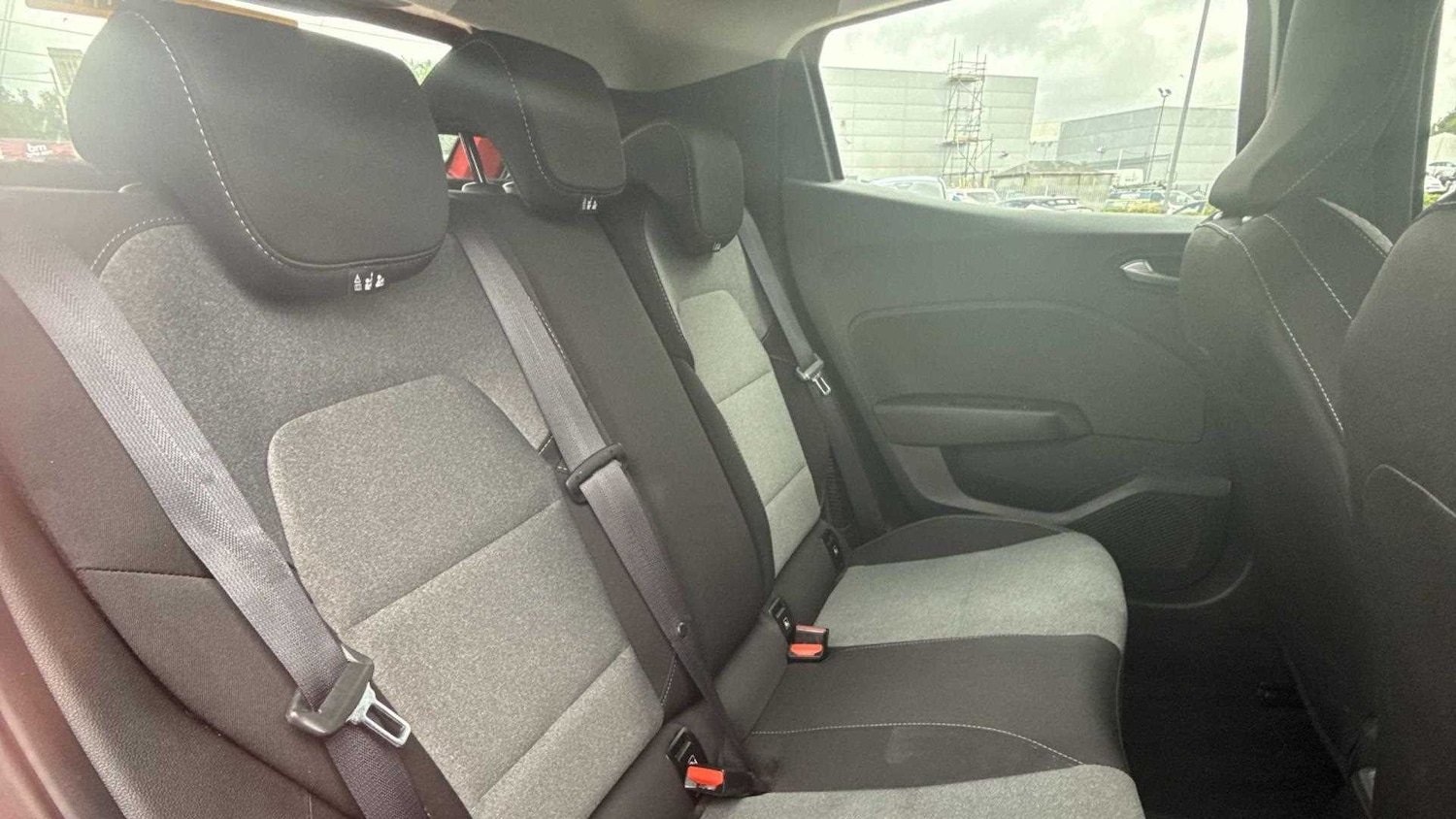 Used Renault Clio 2024 for sale - 75968083: Photo 15