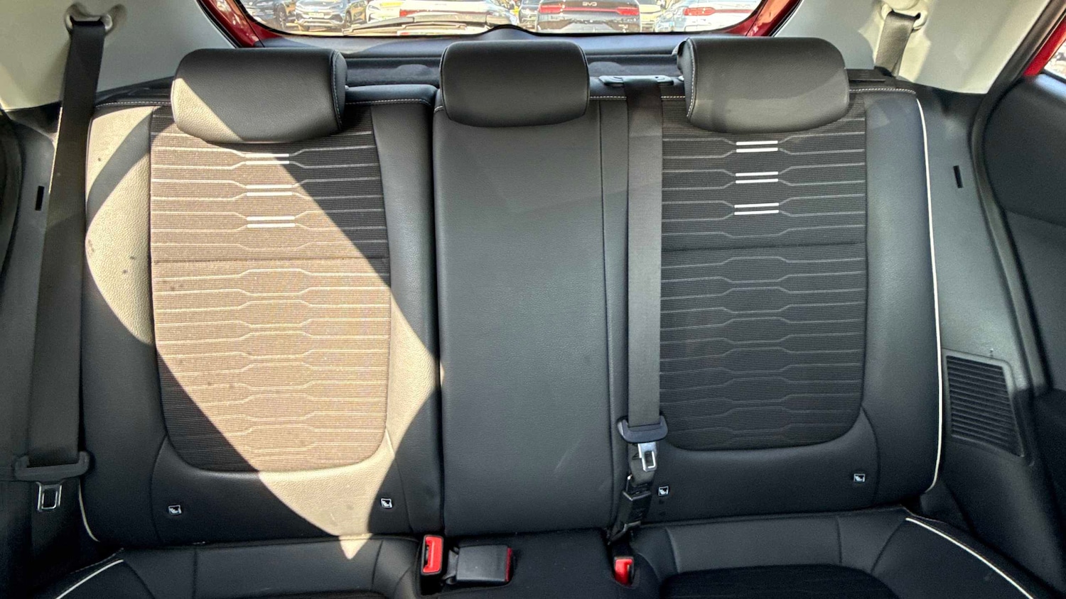 Used Kia Stonic 2021 for sale - 77972683: Photo 6