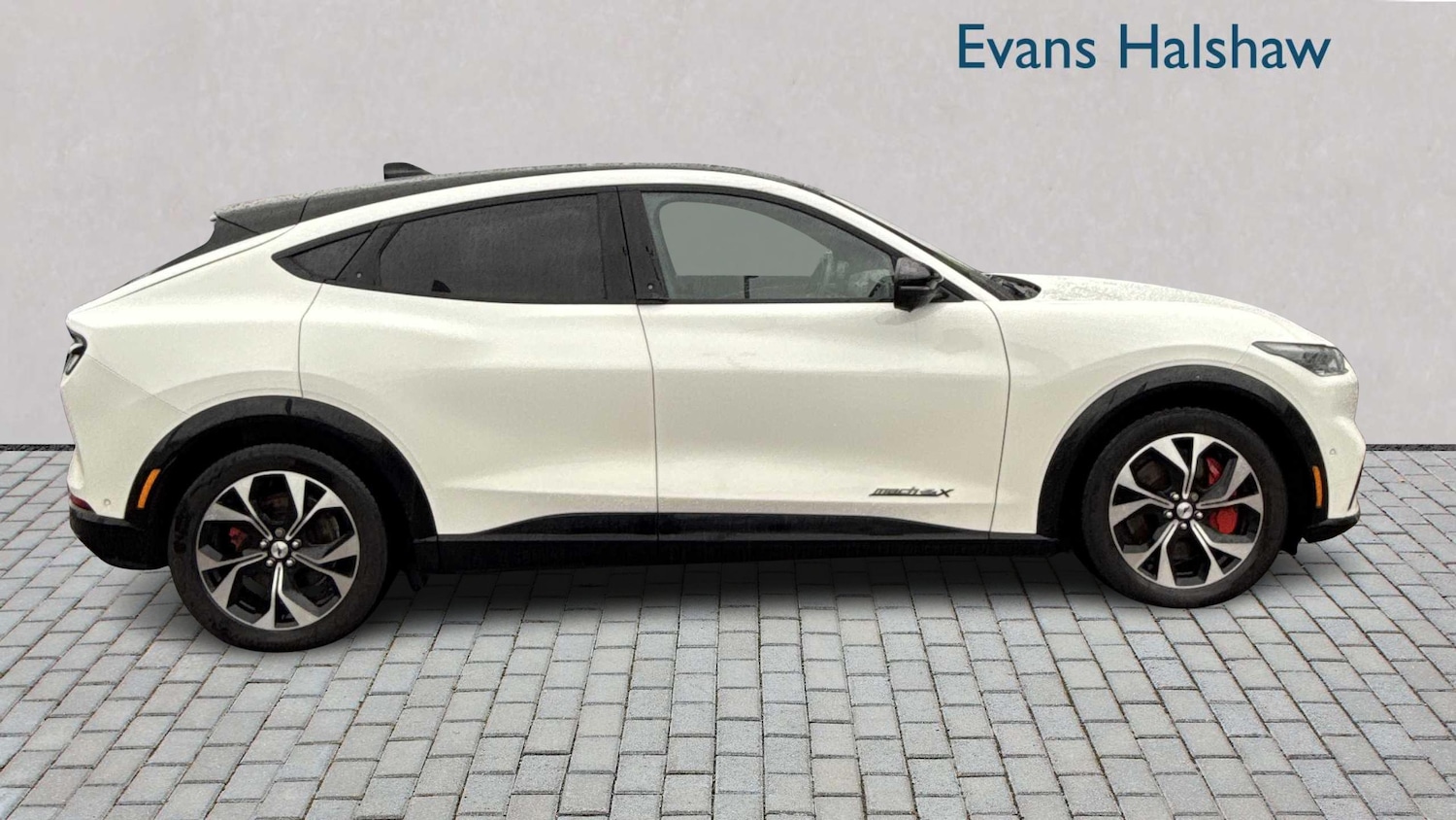 Used Ford Mustang Mach-E 2023 for sale - 77068530: Photo 2