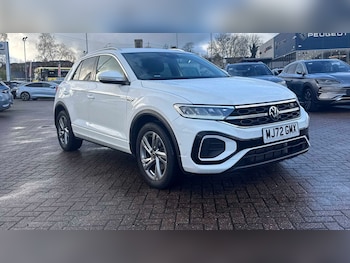 Used Volkswagen T-Roc 2022 for sale - 77589132: Photo