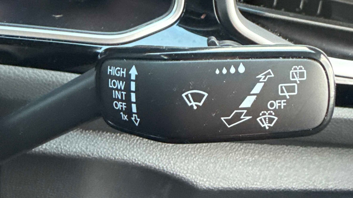 Used Volkswagen T-Roc 2022 for sale - 77589132: Photo 20