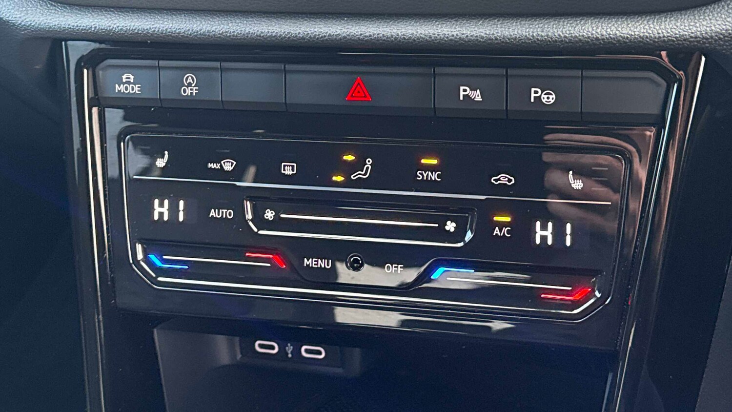 Used Volkswagen T-Roc 2022 for sale - 77589132: Photo 21