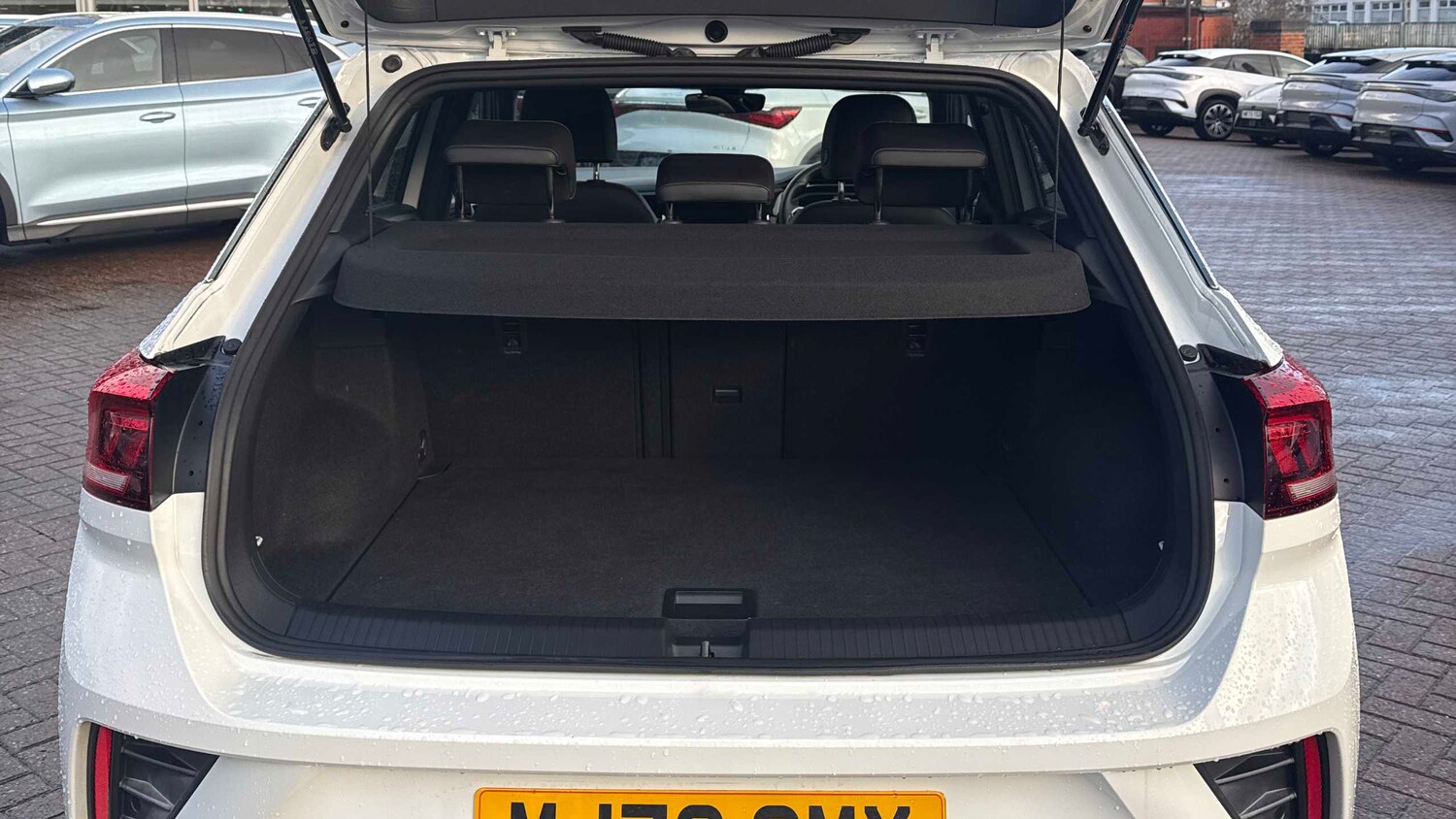 Used Volkswagen T-Roc 2022 for sale - 77589132: Photo 28