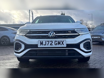 Used Volkswagen T-Roc 2022 for sale - 77589132: Photo