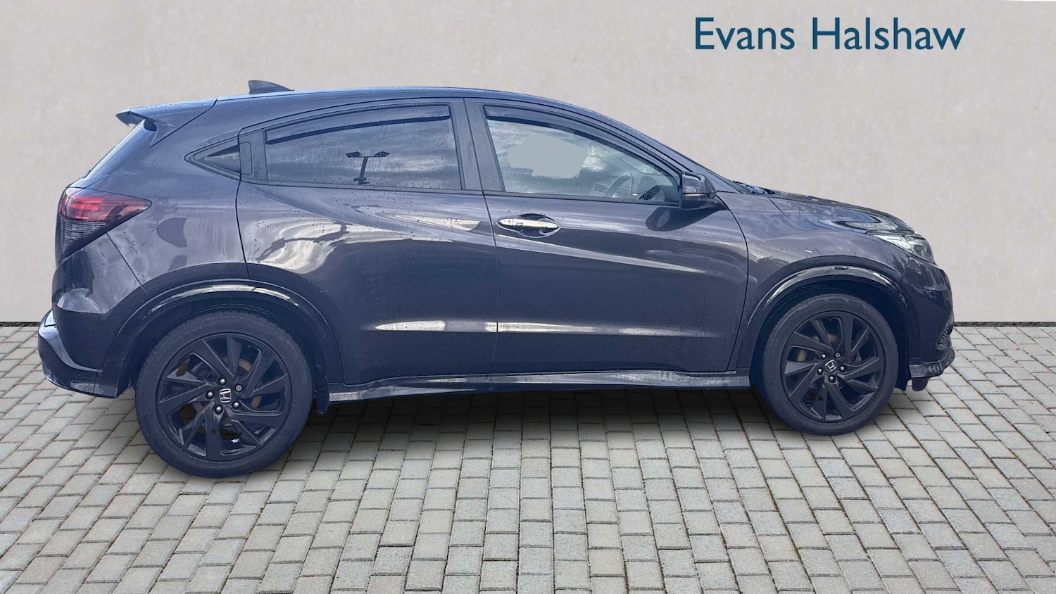 Used Honda HR-V 2019 for sale - 76401302: Photo 2