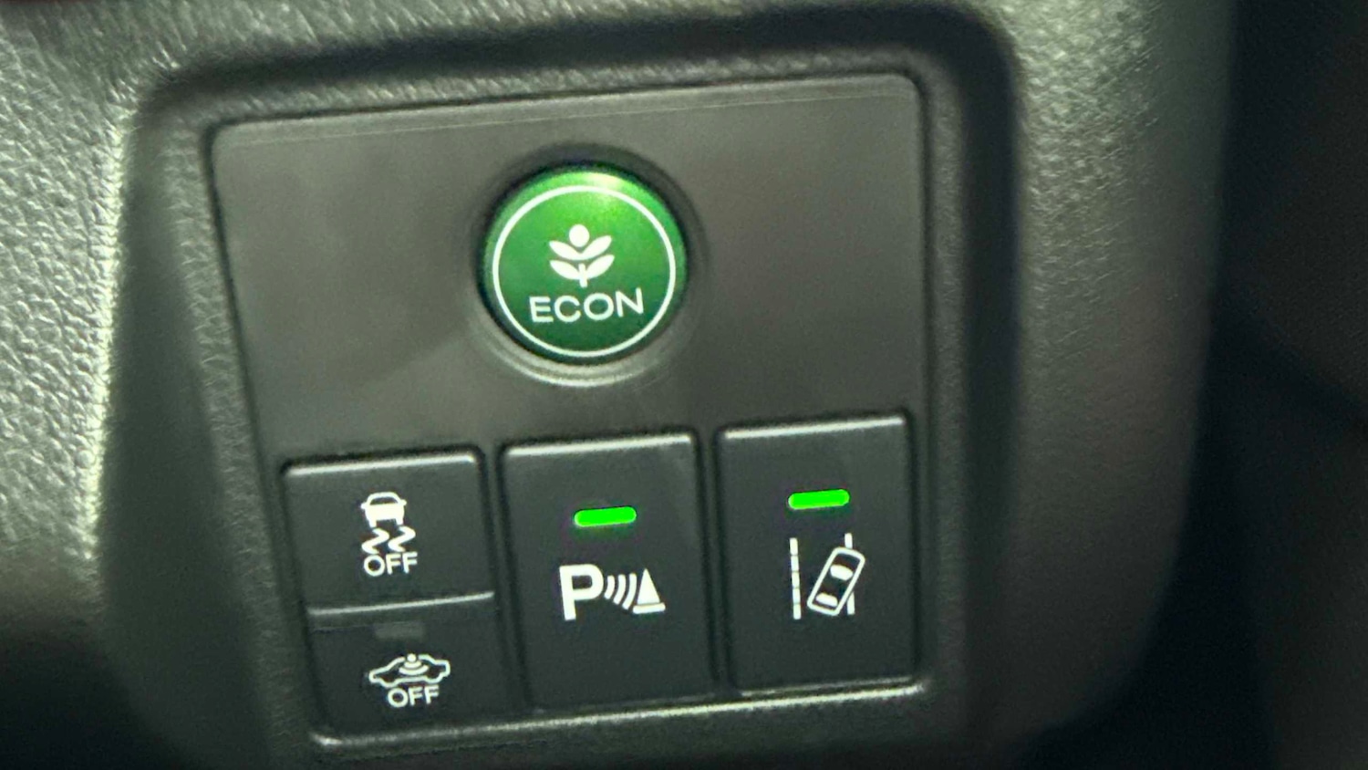 Used Honda HR-V 2019 for sale - 76401302: Photo 24