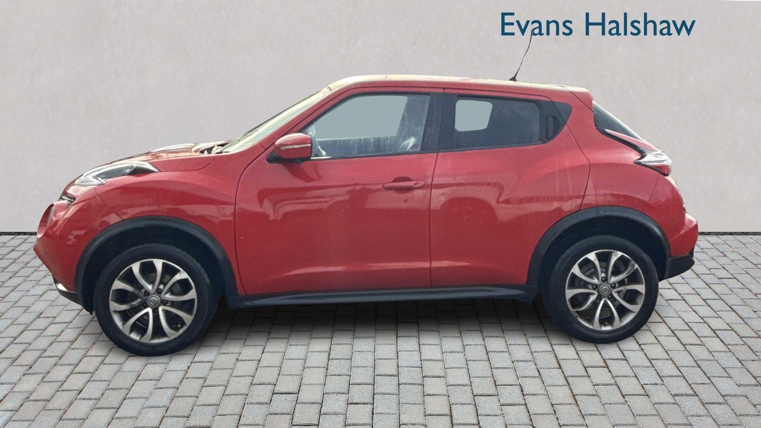 Used Nissan Juke 2015 for sale - 76967757: Photo 4