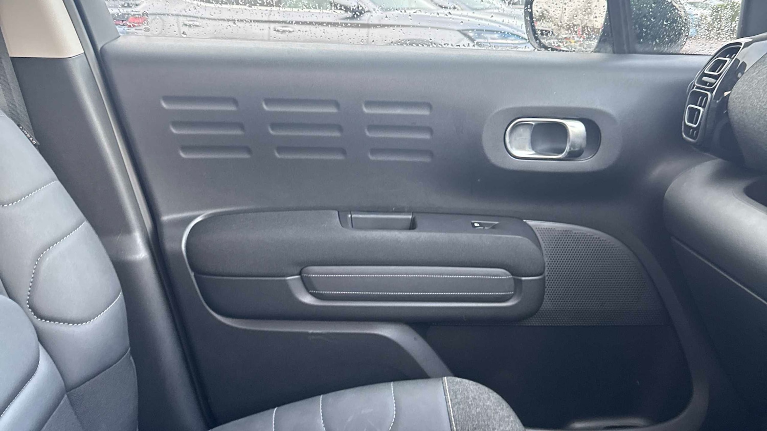 Used Citroen C3 Aircross 2022 for sale - 77628130: Photo 8