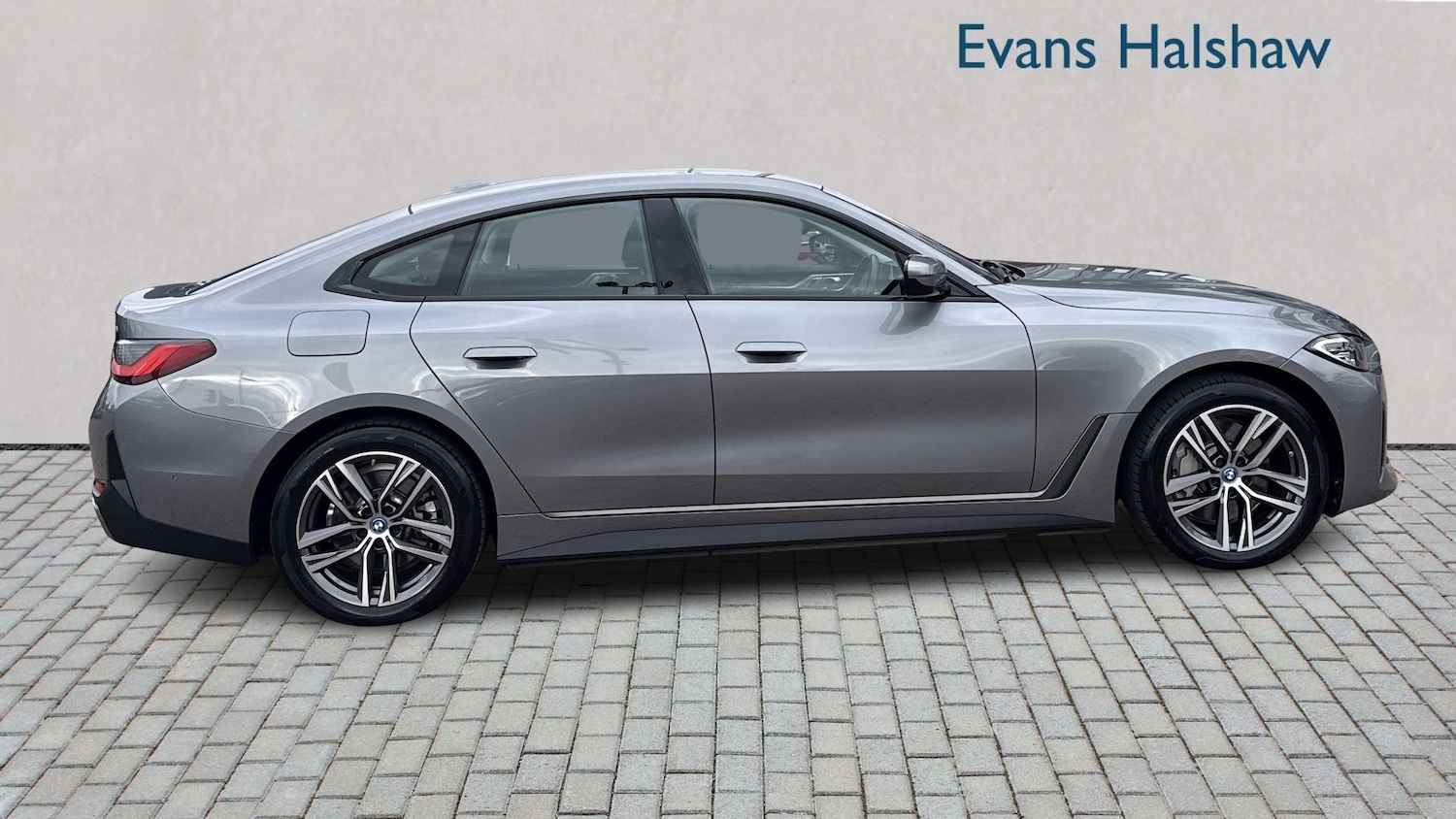 Used BMW i4 2024 for sale - 77194663: Photo 2