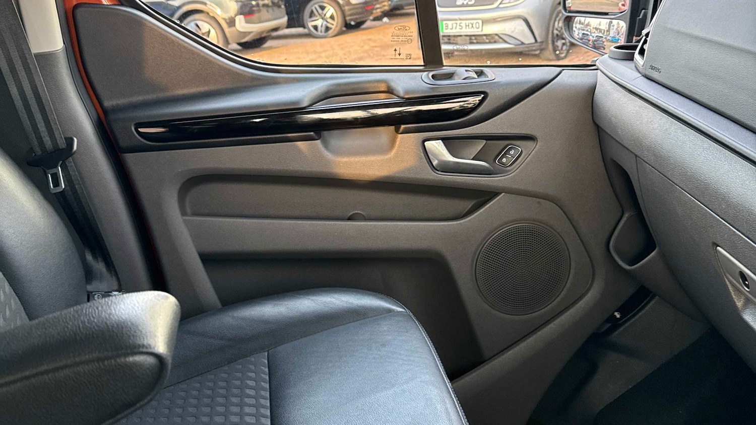 Used Ford Transit Custom for sale - 77032264: Photo 9