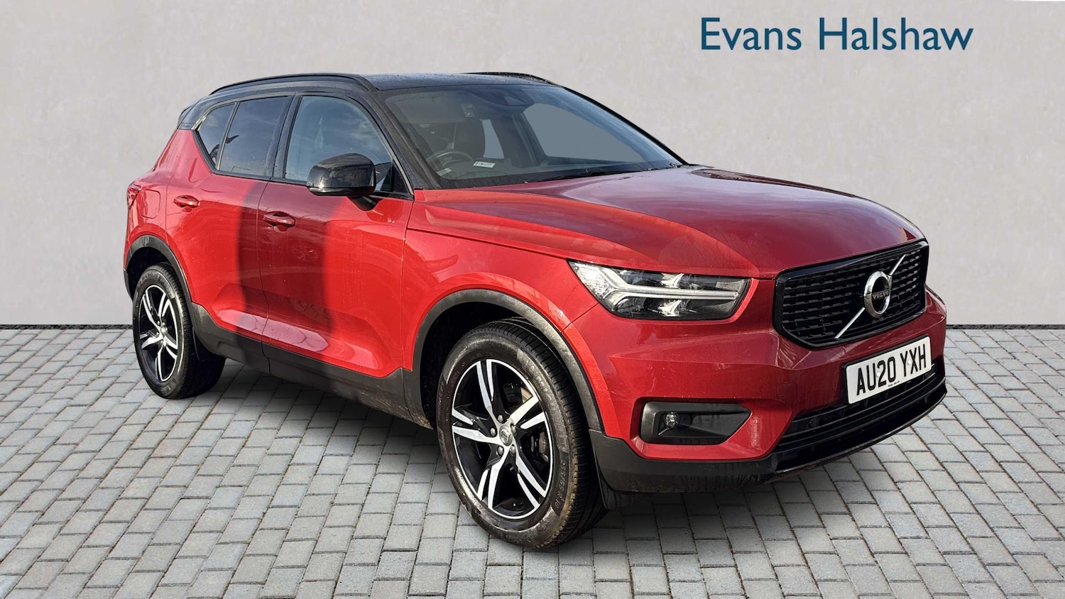 Used Volvo XC40 2020 for sale - 76928989: Photo 1