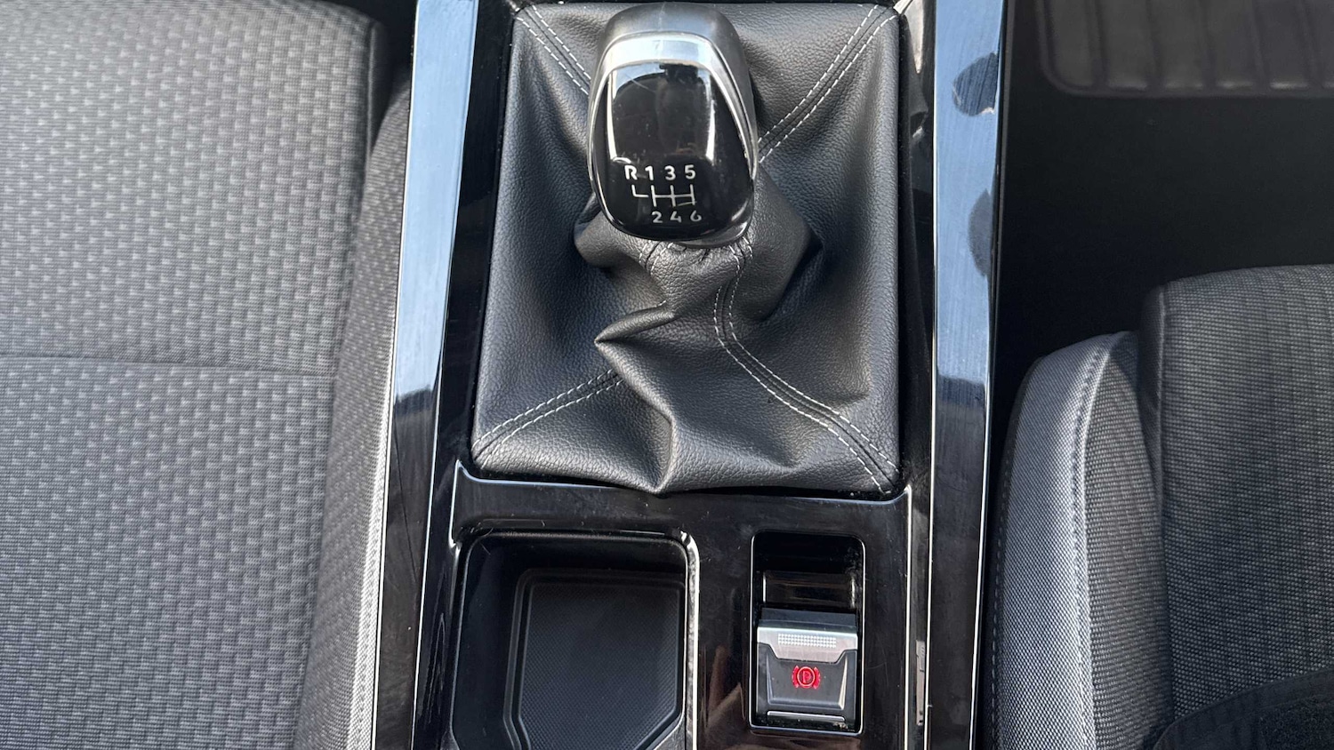 Used Vauxhall Astra 2024 for sale - 77194542: Photo 31