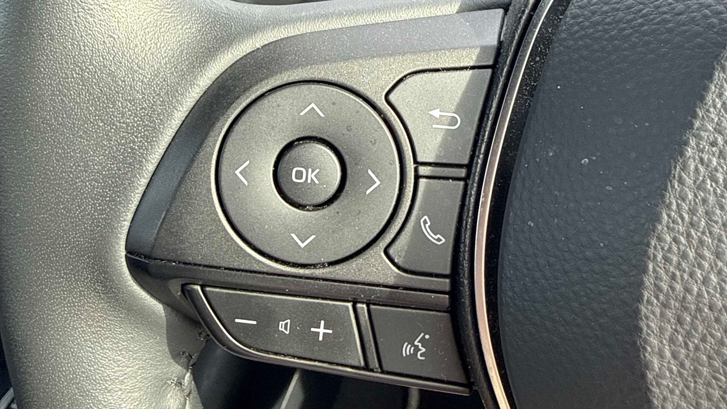 Used Toyota Corolla 2024 for sale - 77972607: Photo 19