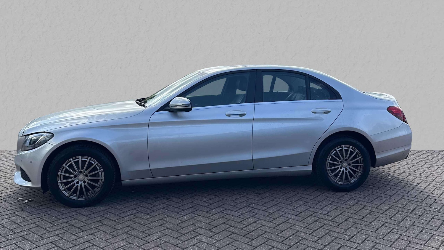 Used Mercedes-Benz C-Class 2016 for sale - 76141486: Photo 4