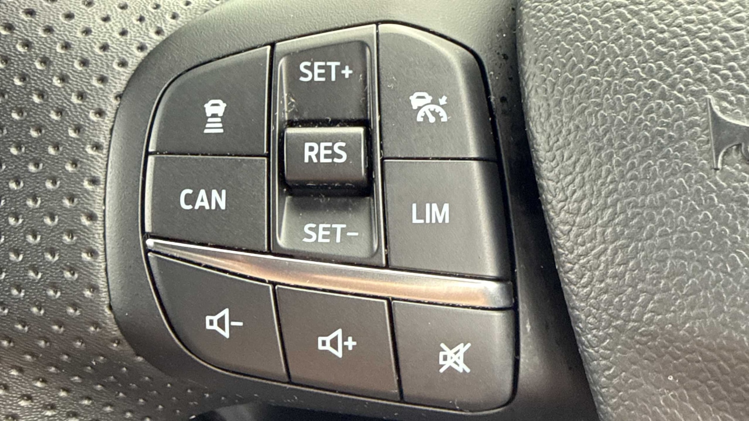 Used Ford Puma 2023 for sale - 76272264: Photo 23