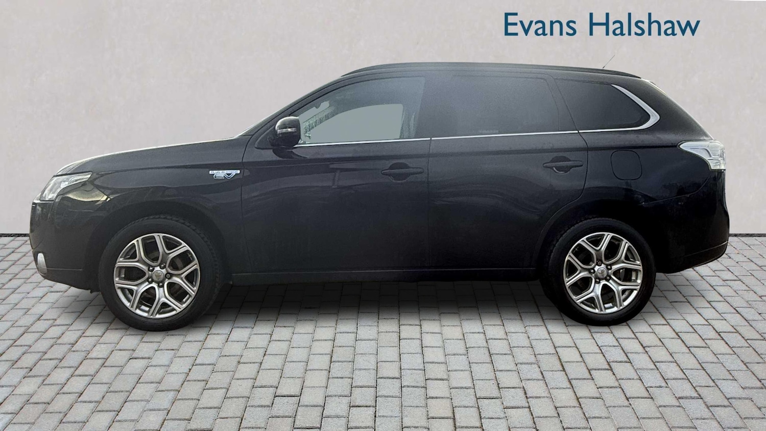 Used Mitsubishi Outlander 2014 for sale - 77414925: Photo 4