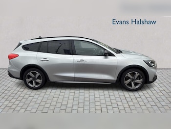 Used Ford Focus 2019 for sale - 76421161: Photo