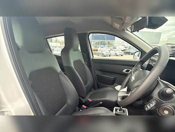 Used Dacia Spring 2024 for sale - 78089598: Photo