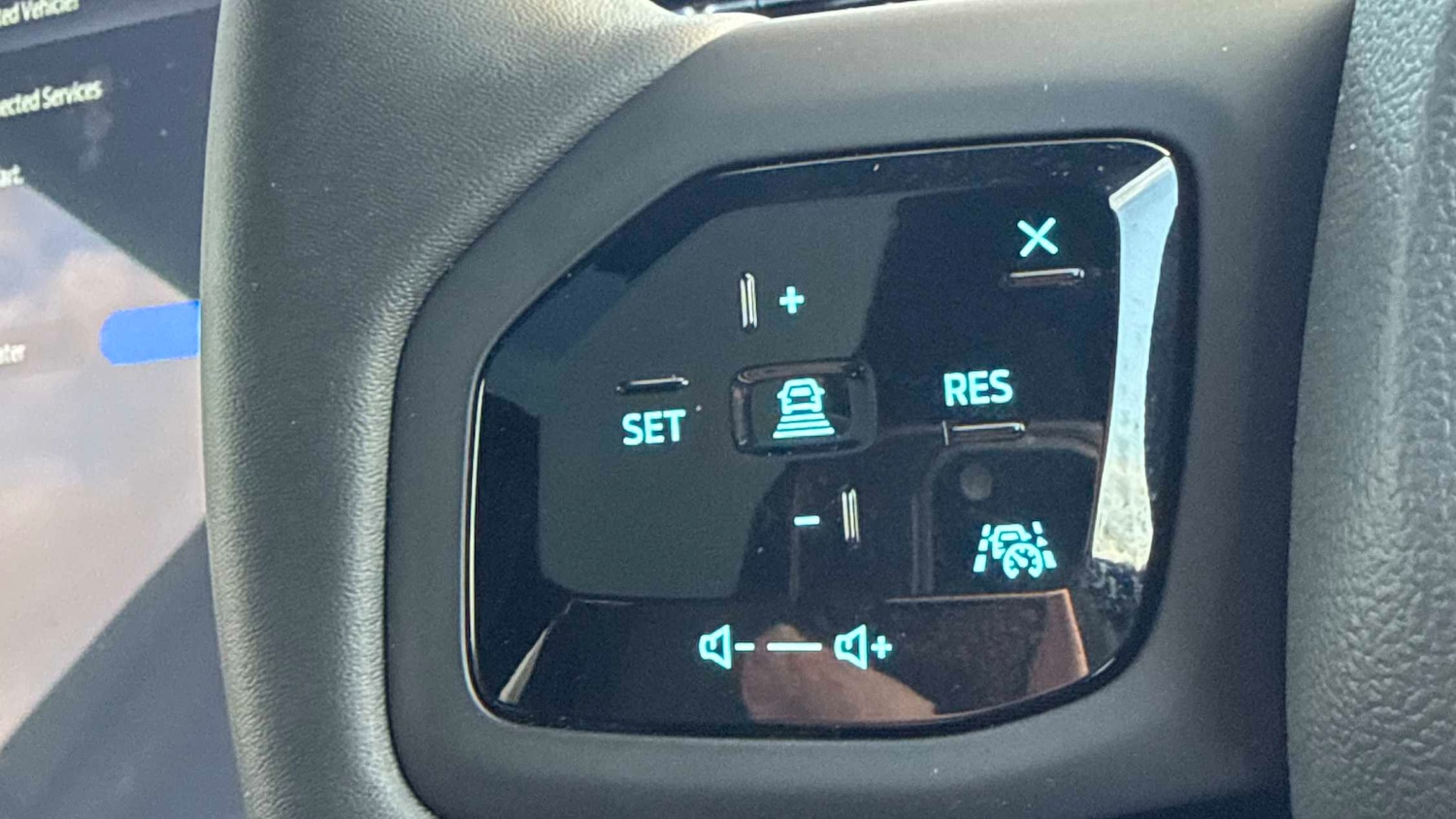 Used Ford Explorer 2024 for sale - 77011247: Photo 17