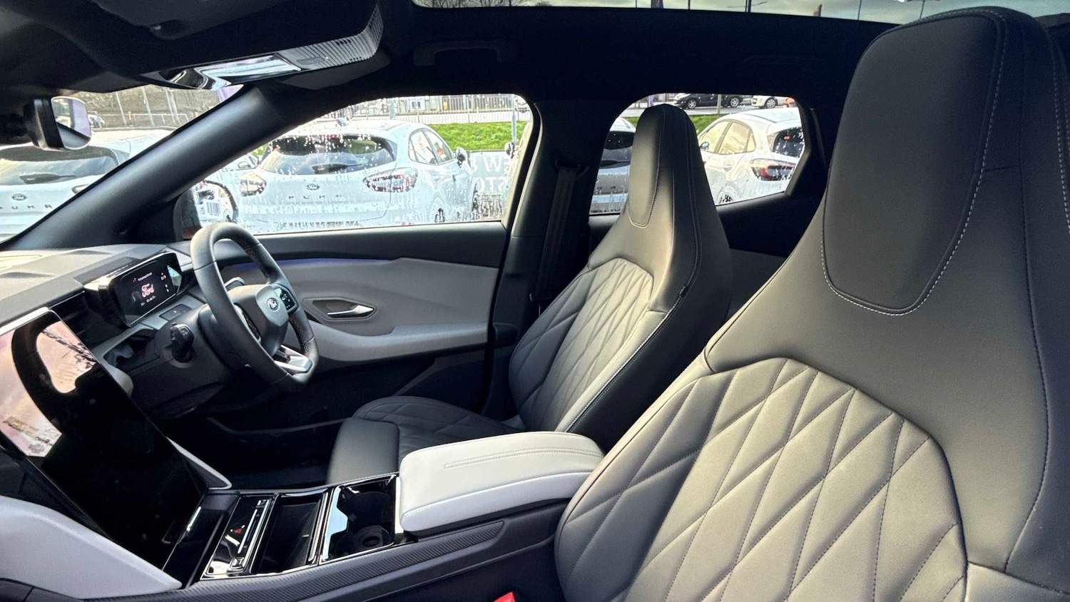 Used Ford Explorer 2024 for sale - 77011247: Photo 7