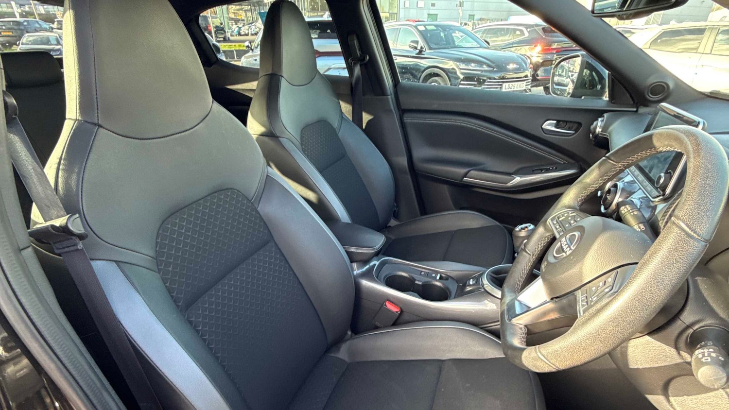 Used Nissan Juke 2023 for sale - 78089552: Photo 3