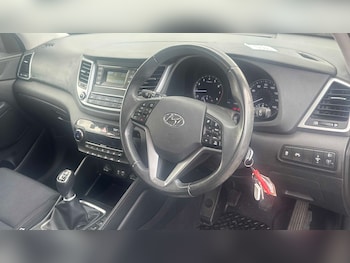Used Hyundai TUCSON 2017 for sale - 78924987: Photo