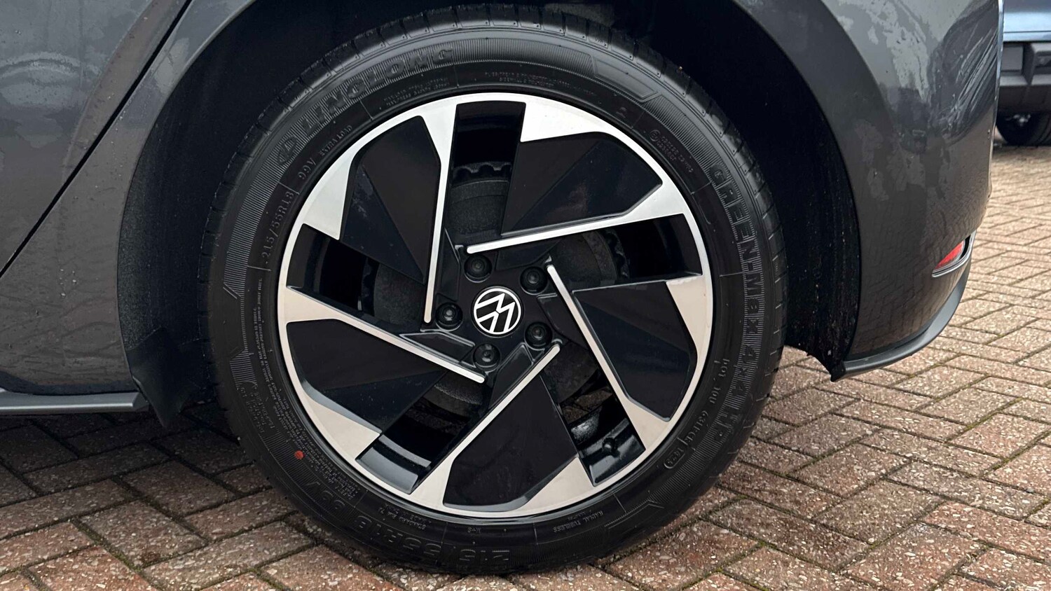 Used Volkswagen ID.3 2023 for sale - 77458570: Photo 10