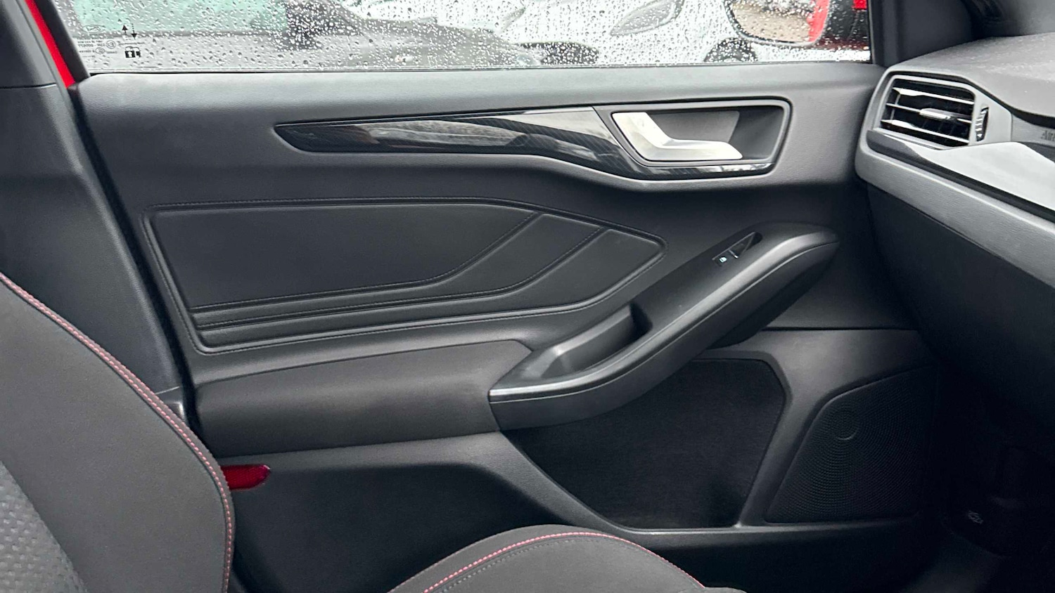 Used Ford Focus 2024 for sale - 76978721: Photo 8