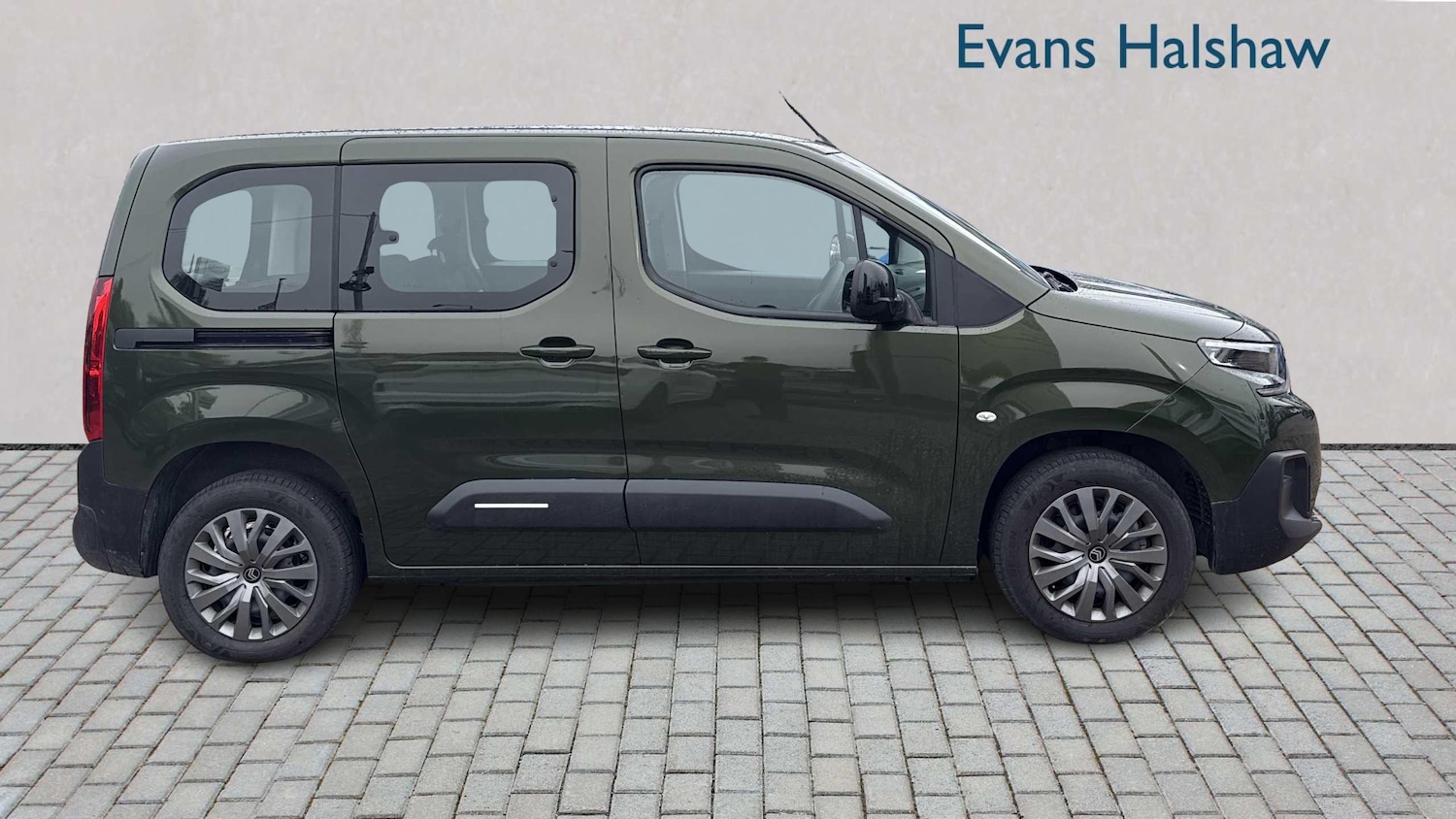 Used Citroen Berlingo 2024 for sale - 76421147: Photo 2