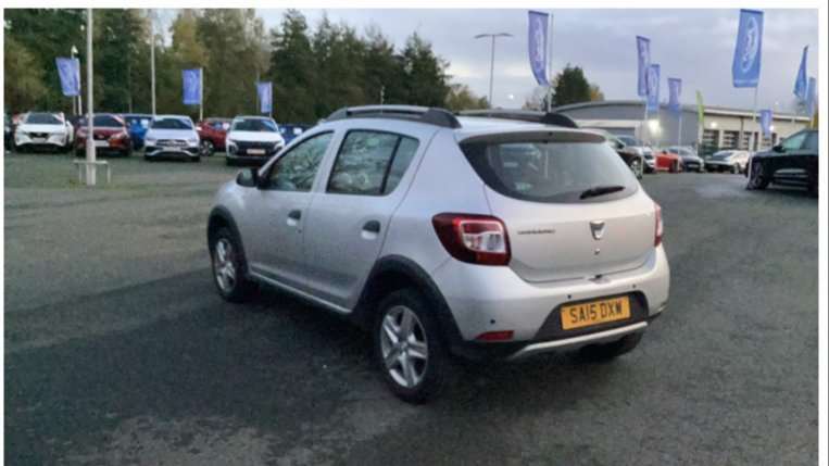 Used Dacia Sandero Stepway 2015 for sale - 76475759: Photo 3