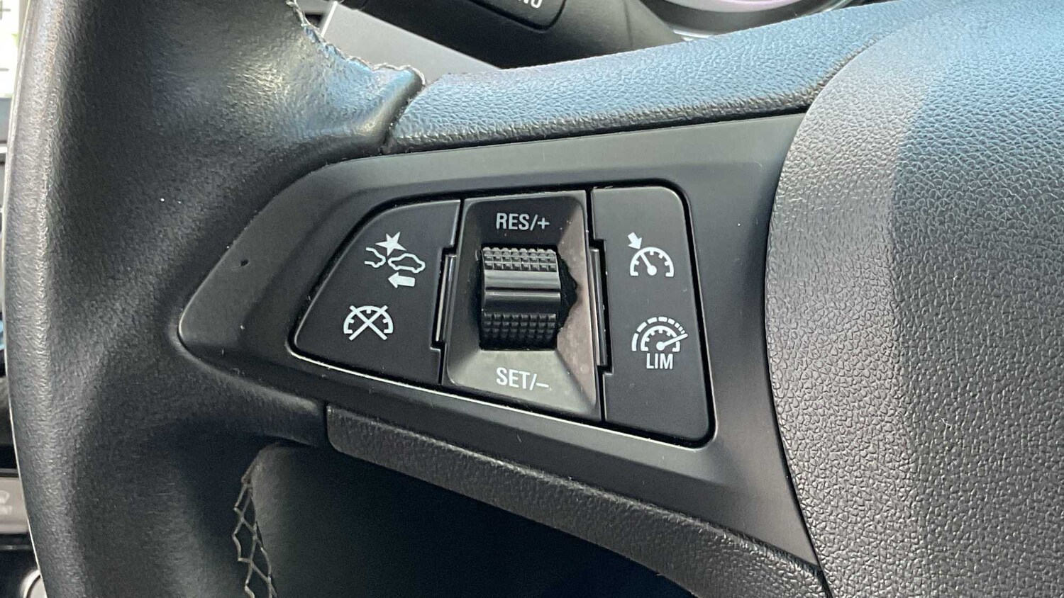 Used Vauxhall Astra 2020 for sale - 77068549: Photo 20