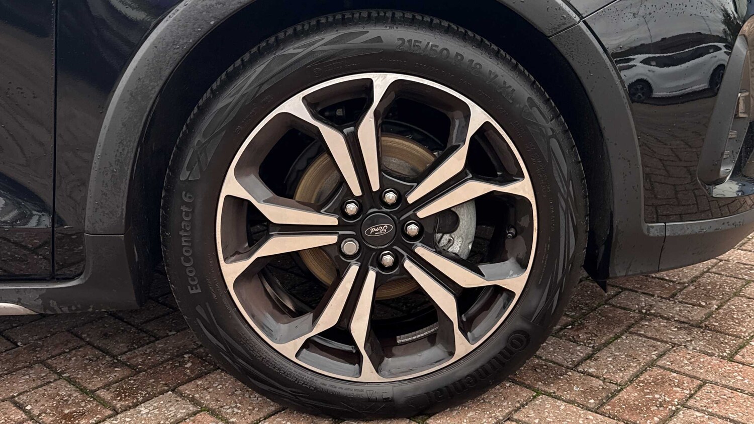 Used Ford Focus 2024 for sale - 76063382: Photo 31